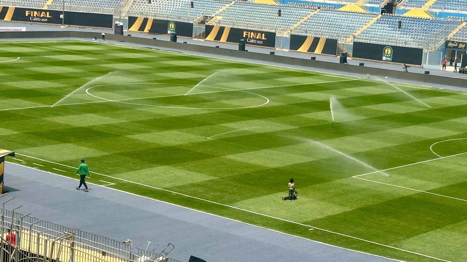 أستاد 30 يونيو بالدفاع الجوي