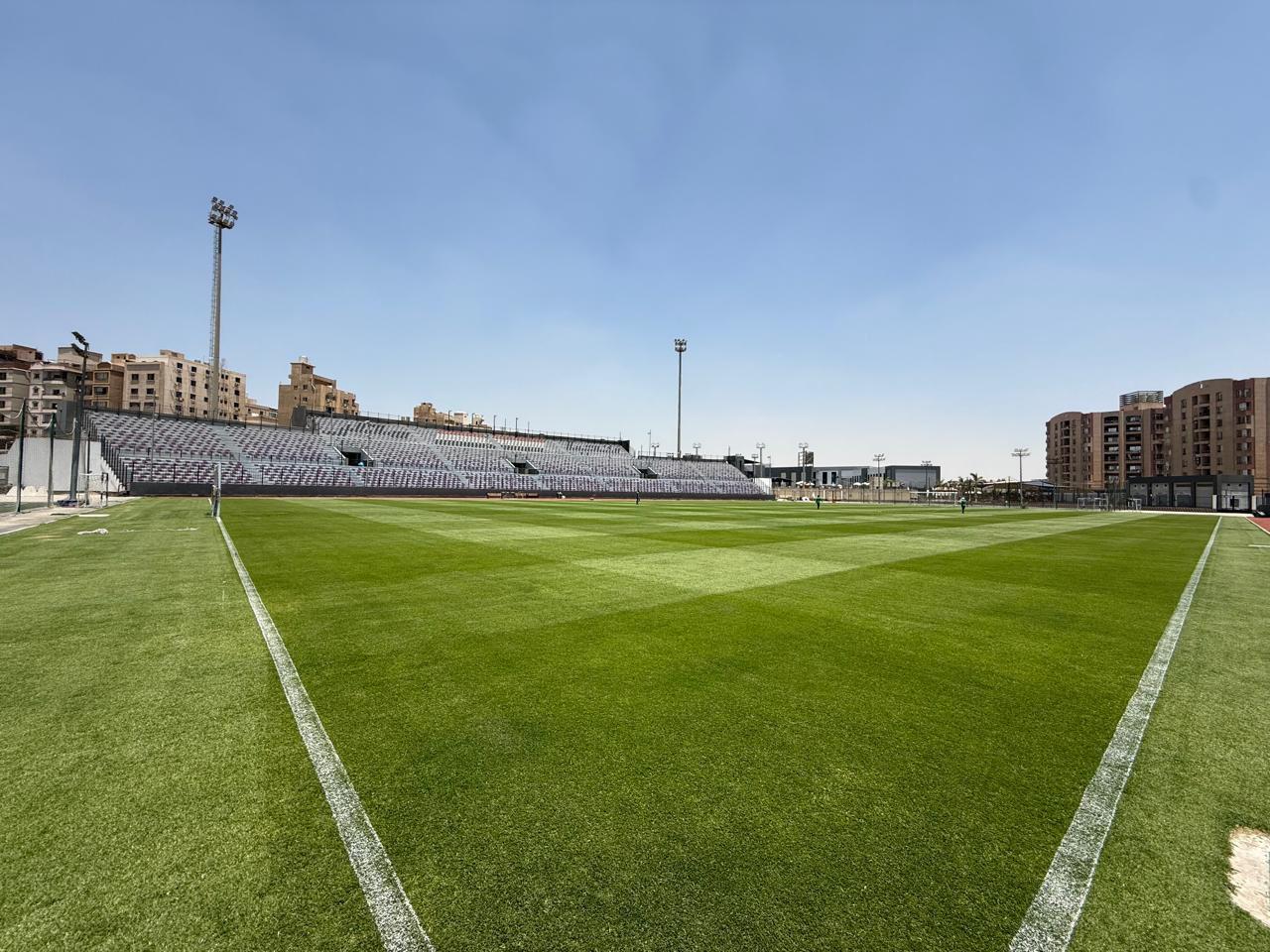 ( Club one ) استاد المصريه للاتصالات