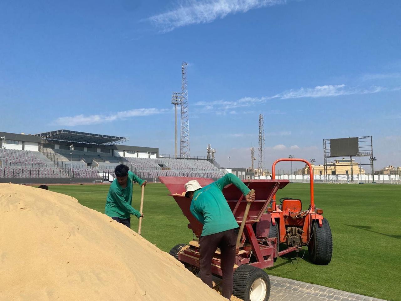 ( Club one ) استاد المصريه للاتصالات